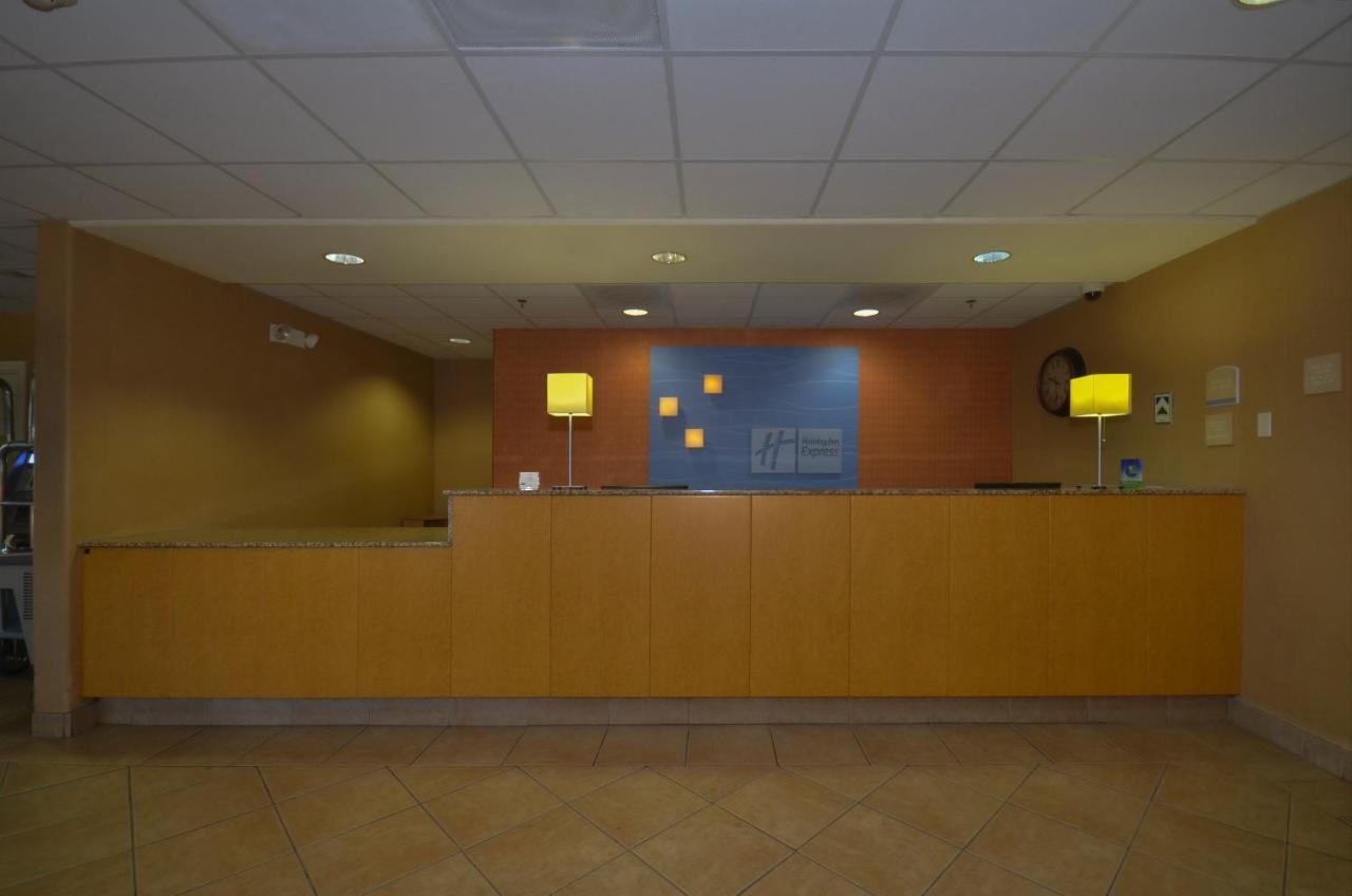 Holiday Inn Express Las Vegas-Nellis By Ihg Eksteriør bilde