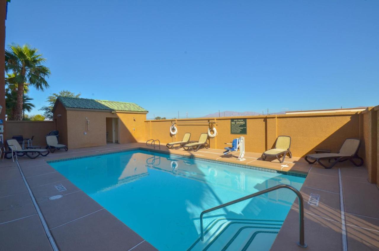 Holiday Inn Express Las Vegas-Nellis By Ihg Eksteriør bilde